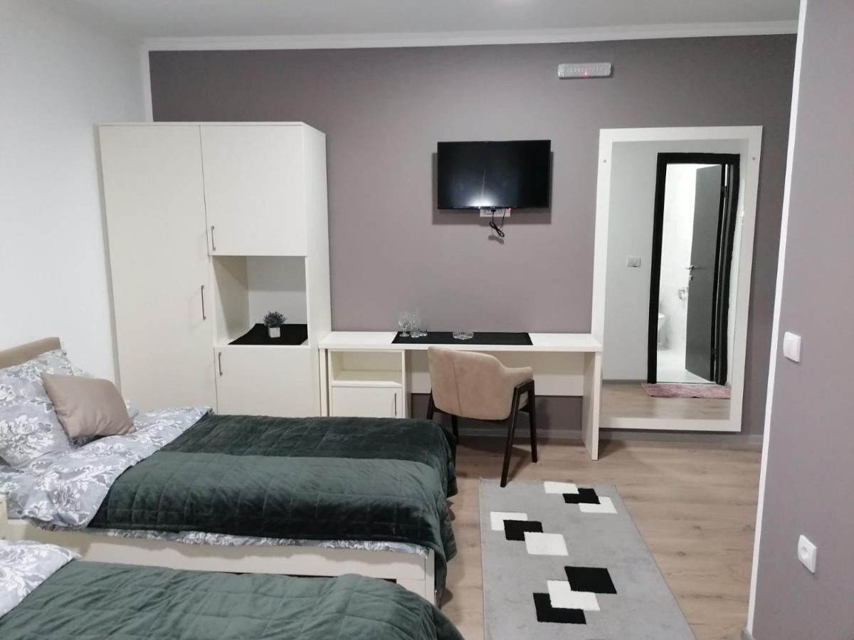 Raška Rivera Club Bed & Breakfast エクステリア 写真
