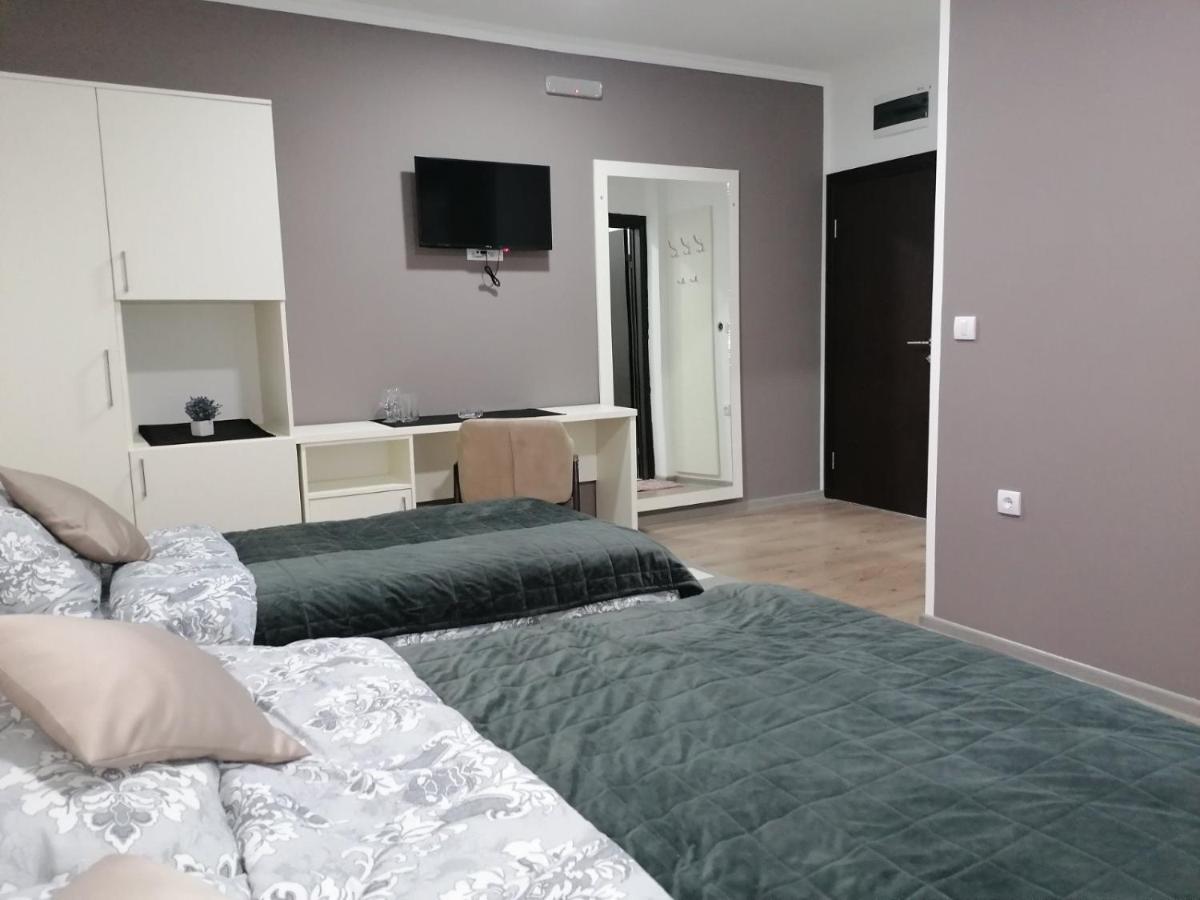 Raška Rivera Club Bed & Breakfast エクステリア 写真